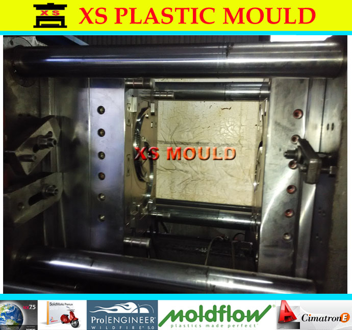 bucket handle mould