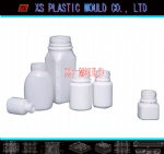 Extrusion blow mould