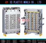 Preform mould