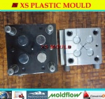 Plastic cap mould